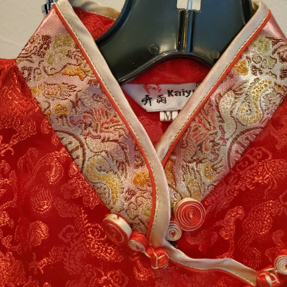 Elegant Silky Chinese Dress - Picture 4 of 8